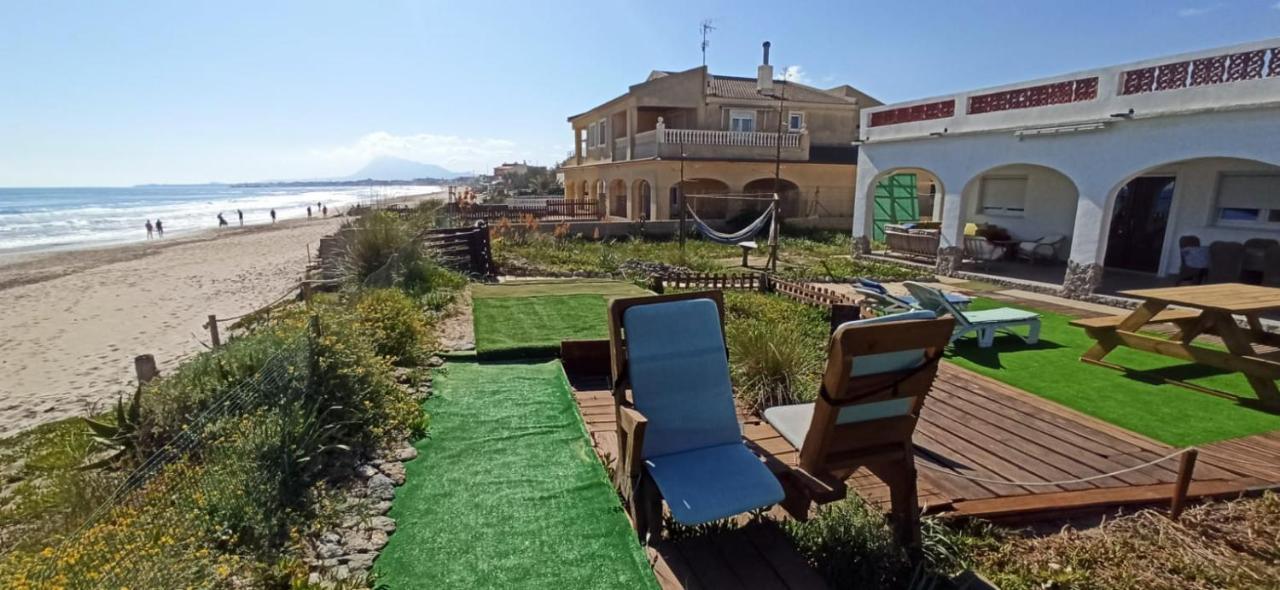 The Beach House Denia -- Casa en primera línea de playa - Dénia Exterior foto